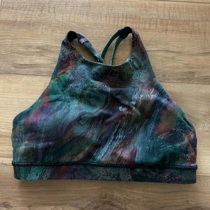 Lululemon Energy Bra. Cosmic Shift Multi.